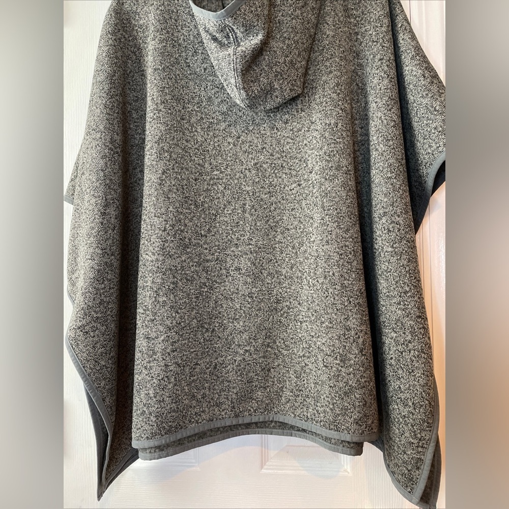 EDDIE Bauer Women's Gray Hooded Poncho Sweatshirt Front Pocket Sz S/M - Picture 13 of 15